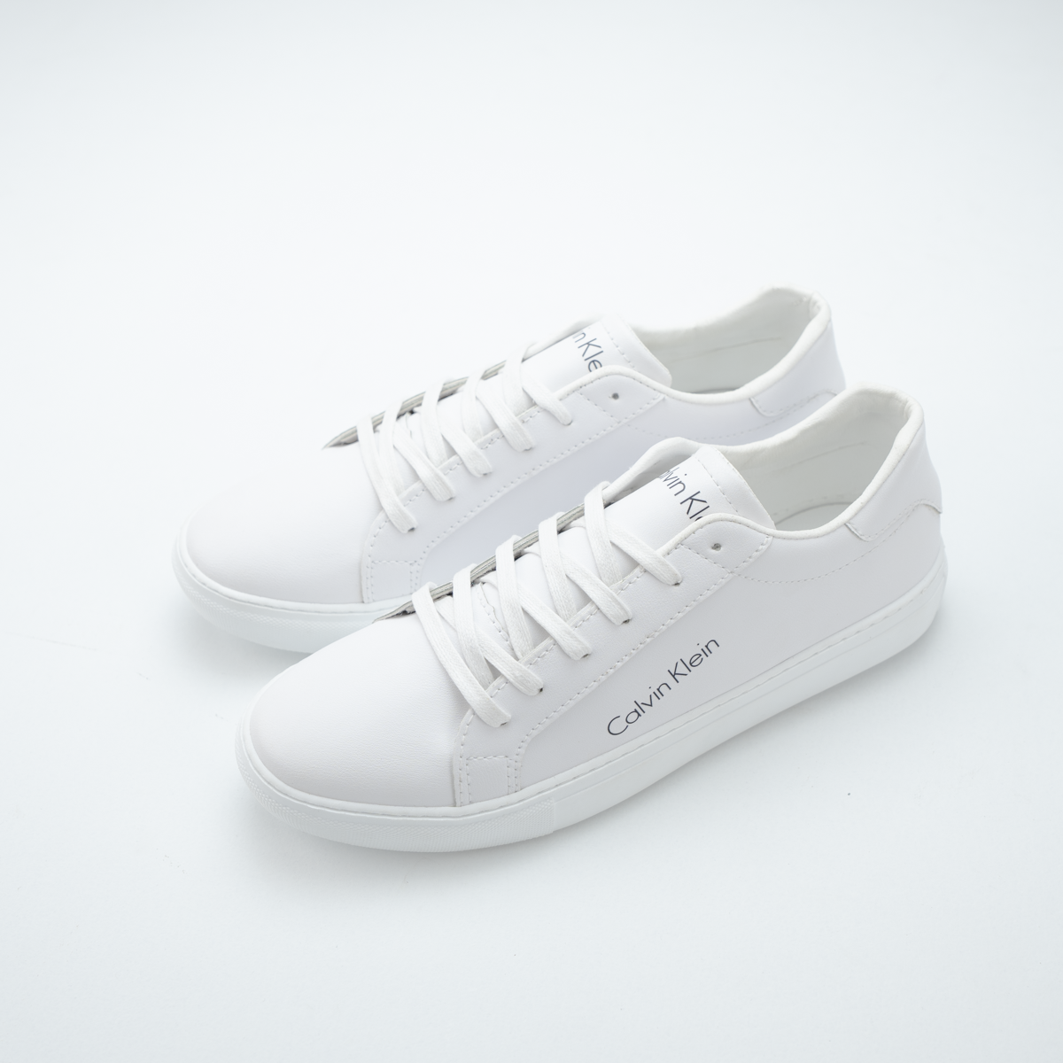 Calvin klein sneakers outlet best sale