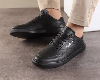 Reebok Sneakers
