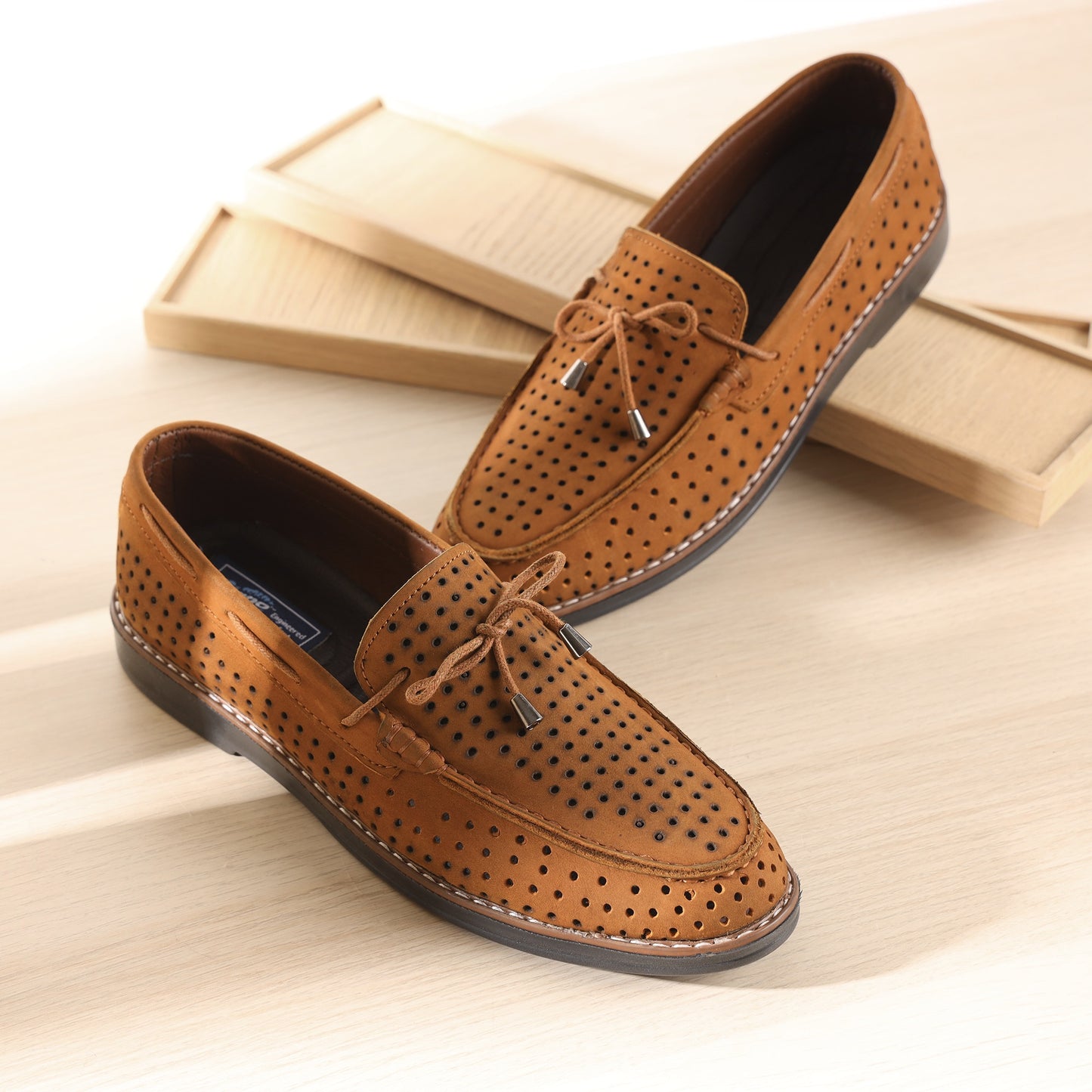 Perforated Laced Loafers (M2)