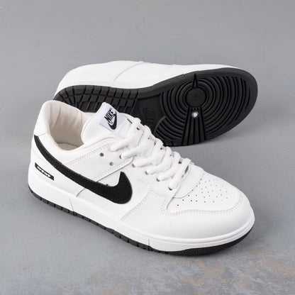 Nike NVRND Sneakers