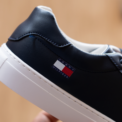 Tommy Logo Sneakers