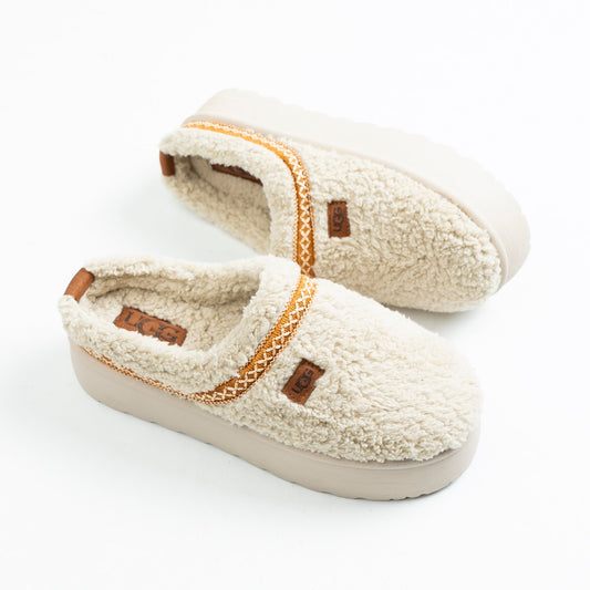 UGG Maxi Curly Tazz