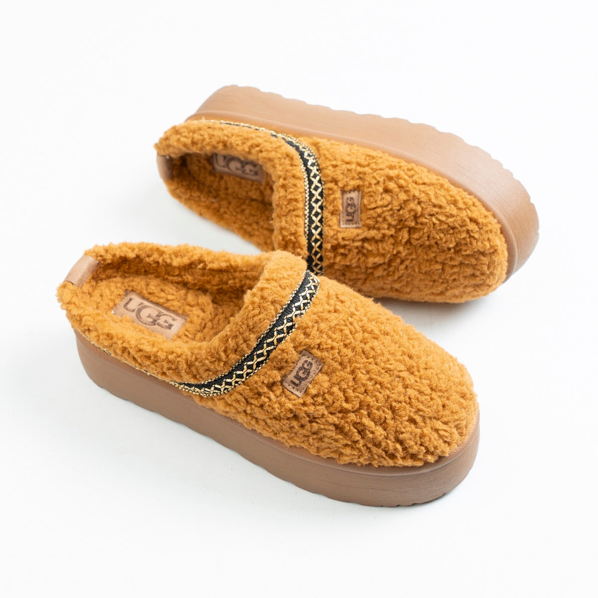 UGG Maxi Curly Tazz