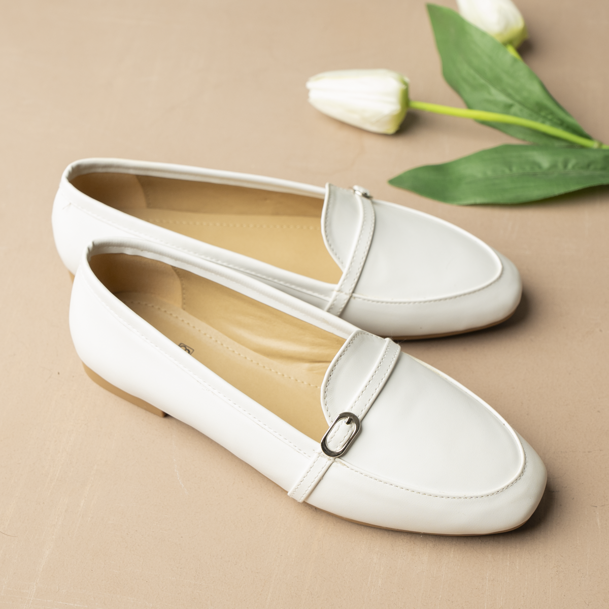 Strap Flat Slip-On