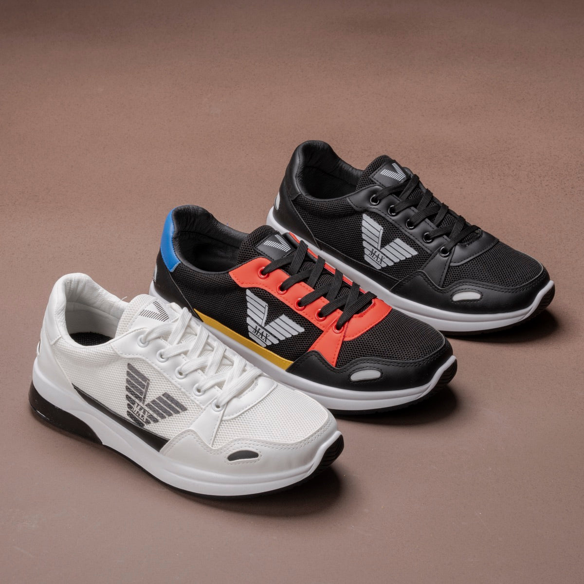 Max Sneakers