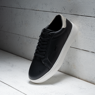 Lacoste Sneakers