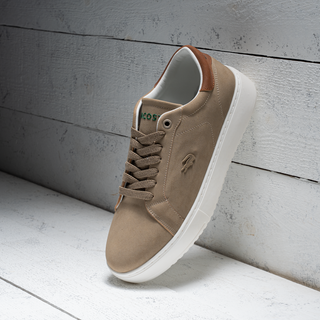 Lacoste Sneakers