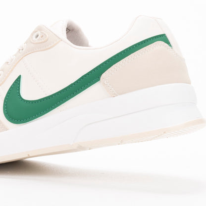 Nike Flat Sneakers