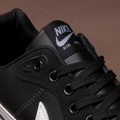 Nike Flat Sneakers