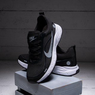 Nike Zoom Sneakers