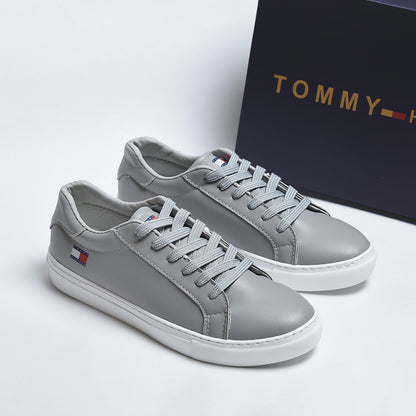 Tommy Logo Sneakers