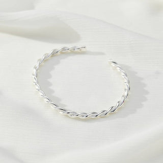 Twist Bracelet